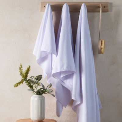 Hotel Body Towel 550 gr. 70 x 140 cm.